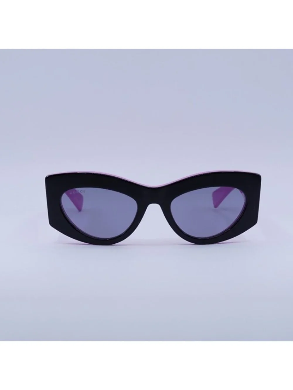 Gucci GG1843S 005 Sunglasses Shiny Black/Fuchsia Cat Eye Frame, Grey Lenses